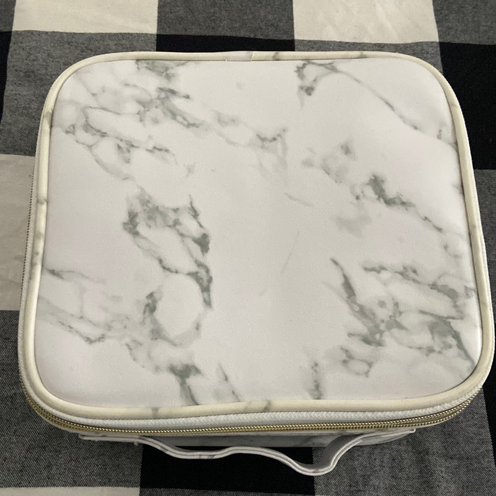 Elegant Marble Cosmetic Case